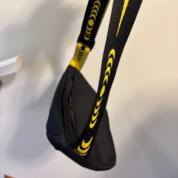 Herschel Supply Company Invictus Games fanny pack - Picture 4 of 4